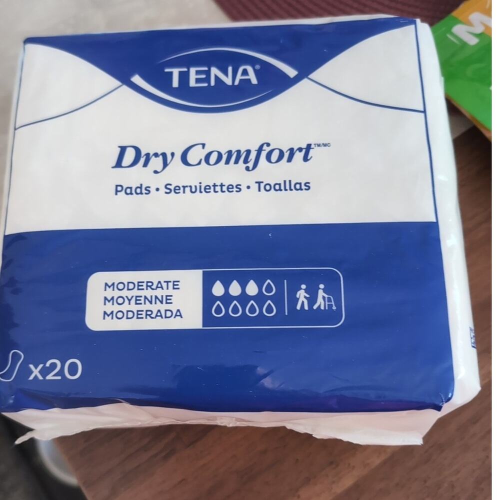 Tena Dry Comfort Pads 20 Count